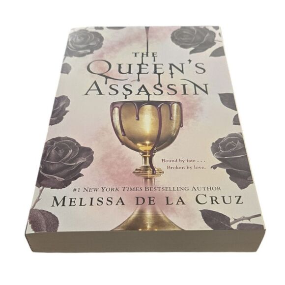 The Queens Assassin Melissa Dr La Cruz Novel - Picture 2 of 6